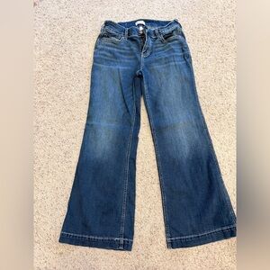 Shyanne dark blue flare jean in 30 X-short